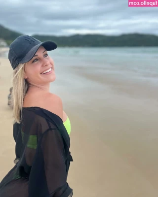 Alexsandra Schneider [ alexsandra-schneider ] - Have a good day Devils