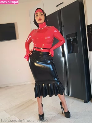 mistresscleo5 [ mistresscleo5-8 ] - swipe to see me jerk n cum