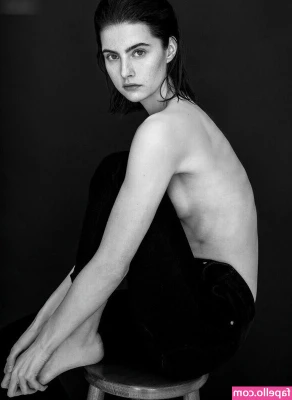 Anastasia Jovanovic [ anastasia-jovanovic ] - Alright pretties it's happening, if you'd like to come say Happy
