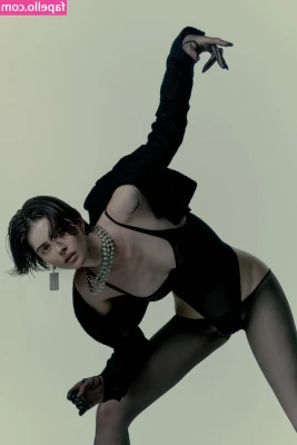 Anastasia Jovanovic [ anastasia-jovanovic ] - TikTok banned me again for this outfit😂 so imma show you what