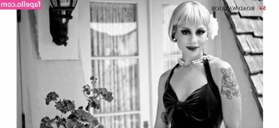 Joy Villa [ joy-villa ] - Hey Daddy want to play