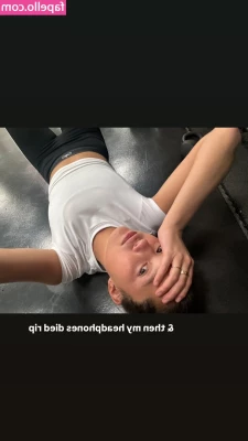 Lilychee - My juicy ass misses you so much, I want you to rip my pantyhose and