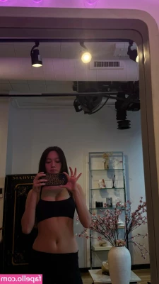 Lilychee - Flaco and I went to Portland and met TWO unicorns      itshazelhoney