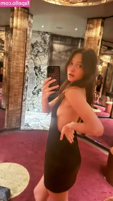 Lilychee - just showing you what's under my skirt💦 is that okay or is it too