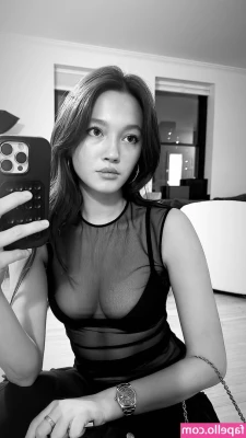 Lilychee - Some cute dances and booty shakes  plus one of the removed post from