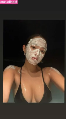 Lilychee - Let’s see some likes if yall want to see some video 😉