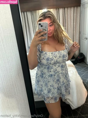 kitty_hatton [ kitty-hatton ] - 5 Videos wie ich mir einen Vibrator rein schiebe und am Ende sogar