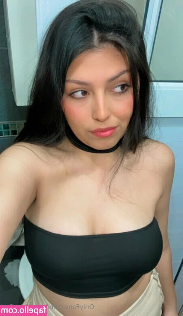 hotbabesofia - Hey there   It s time for my very first post    Stay tuned for more