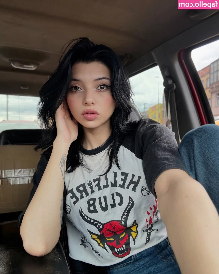 Miss_Meii [ miss-meii ] - si alguien habla español lánzame un mensajito y vamos a chatear