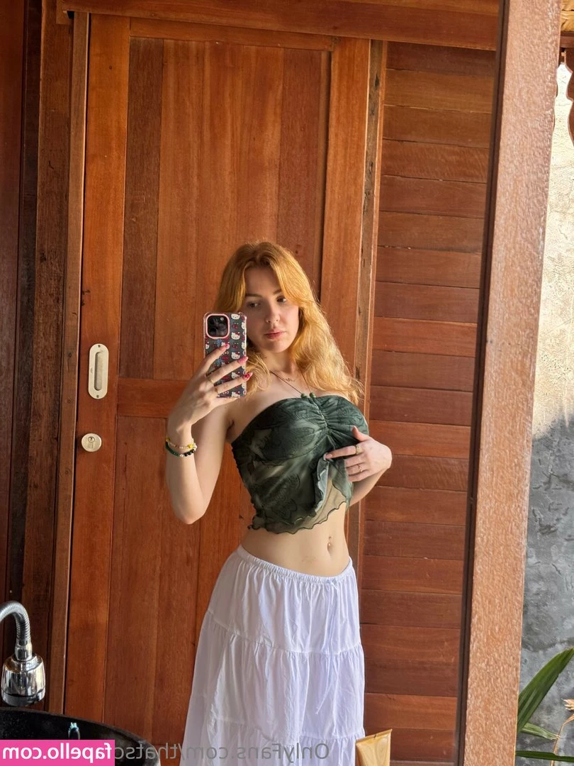 Scarlett Jones [ scarlett-jones ] - Uñas hermosas