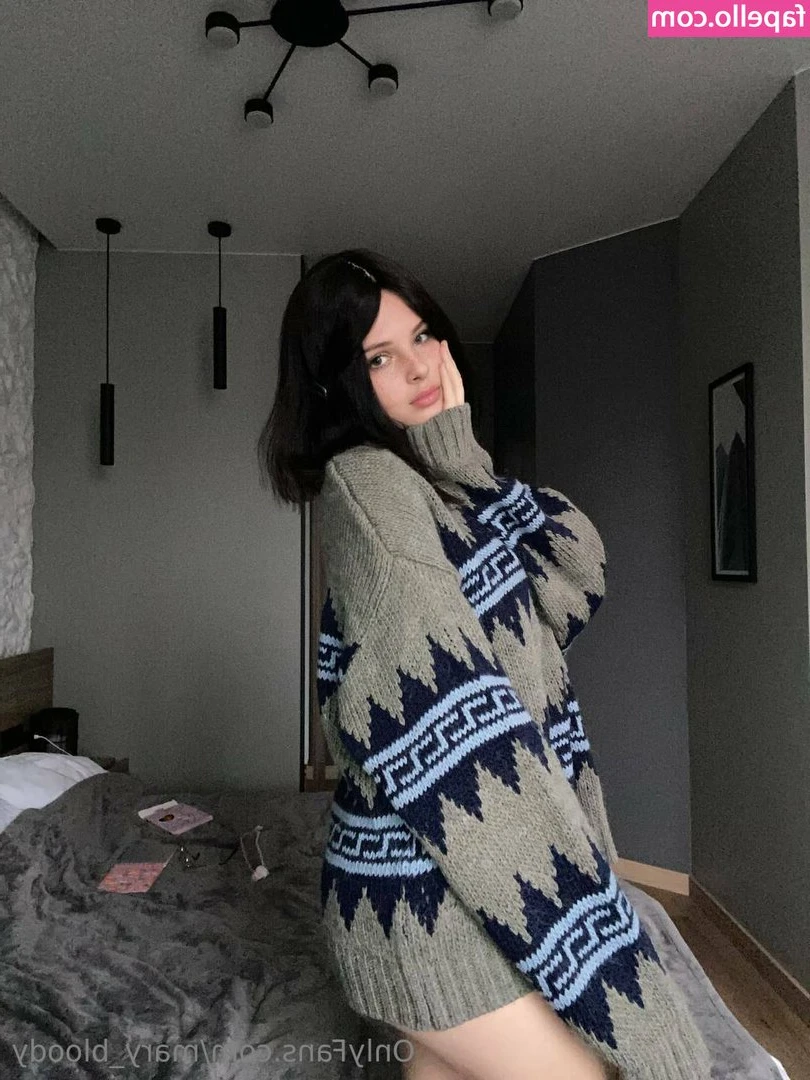 mary_bloody [ mary-bloody ] - Joyful Time with Joyful people! Wish you a merry Xmas my onlyfans