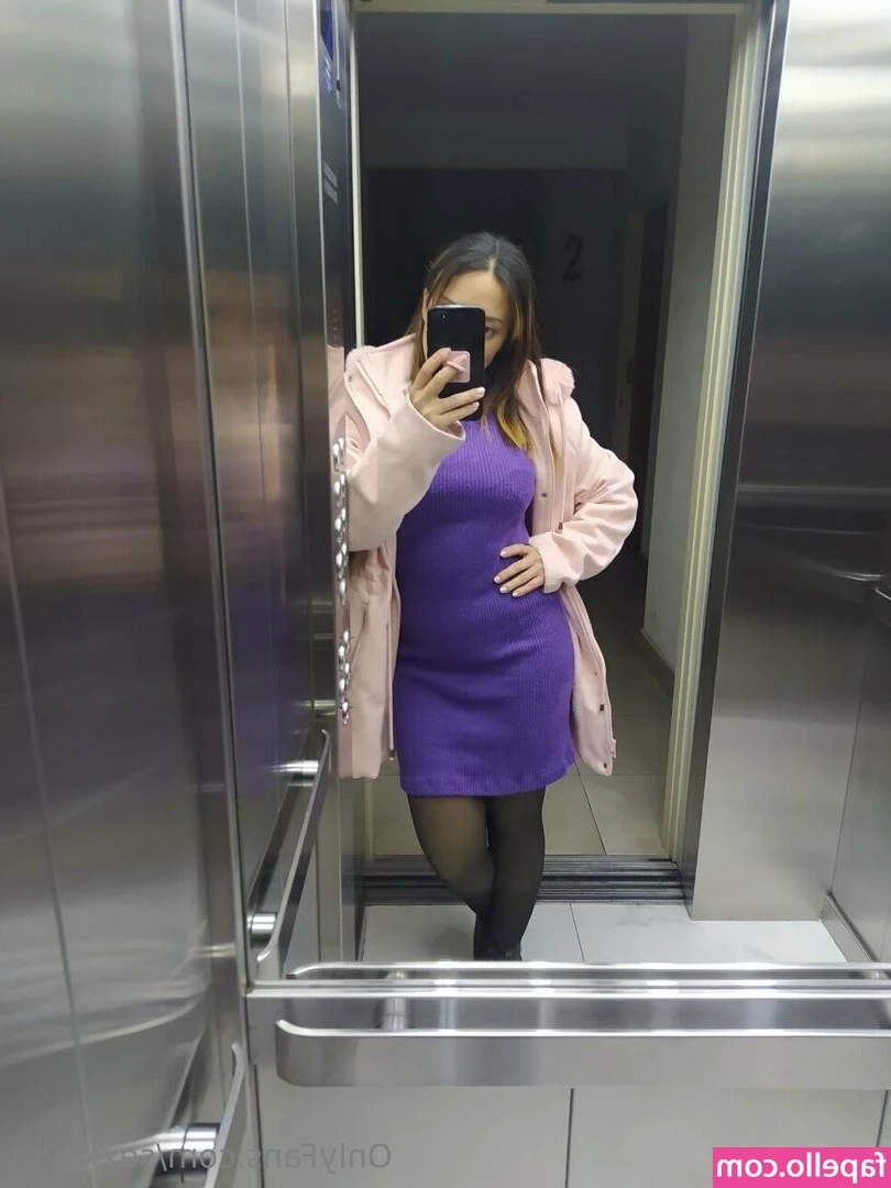 pregnantmommyxo - Hope you've had a good Thursday and I made you smile.