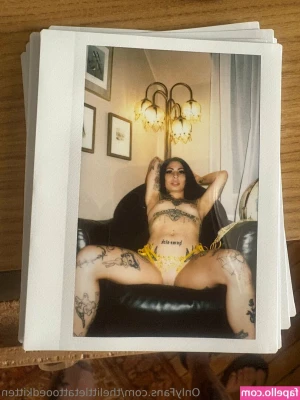 thelittletattooedkitten - Envie de sucré, bouffe moi la chatte !