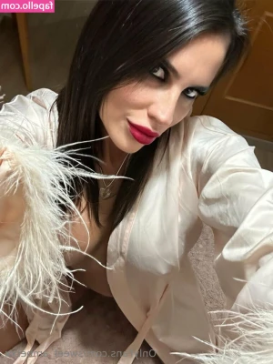 sweet_amberxx3 [ sweet-amberxx3 ] - Happy Monday 😉