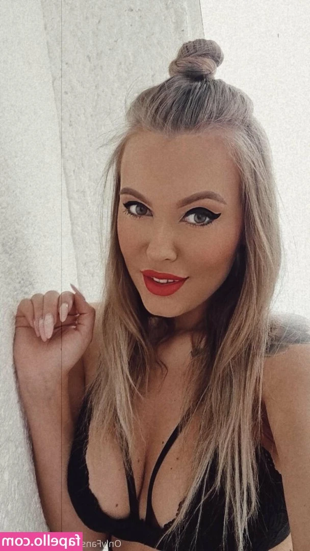dollyrosefree - Just filmed a bunch of content in this... who’s excited to see