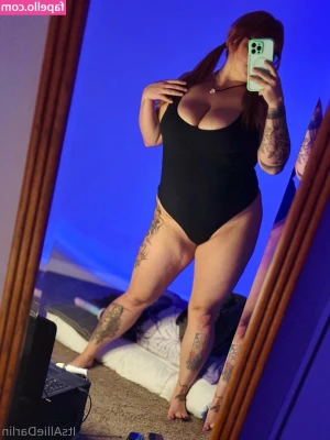 itsalliedarlinfree - Hop on me like the bunny on Easter day 😜 😉 Sexy bunny legs 🐰