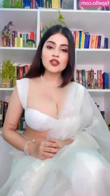 Nidhi Chaudhary [ nidhi-chaudhary ] - What if I was your maid I you caught me bending over 🤔🍑