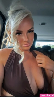 Abigail Holder [ abigail-holder ] - 🟡Titty Tuesday: Happy Titty Tuesday!!!!!
