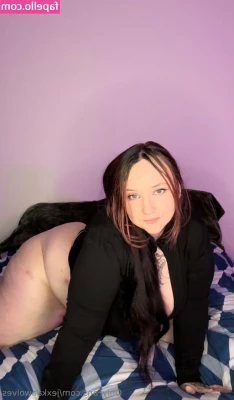 JexkaaWolves - Sexting sessions RIGHT NOW   I wanna cum before bed