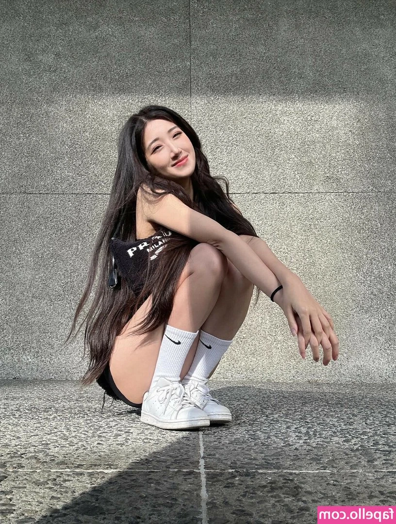dear_xina [ dear-xina ] - So...I've left Madrid!   Things have been a little quiet lately on