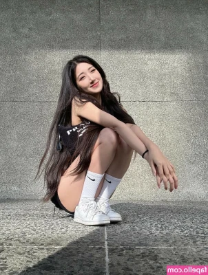 dear_xina [ dear-xina ] - So...I've left Madrid!   Things have been a little quiet lately on