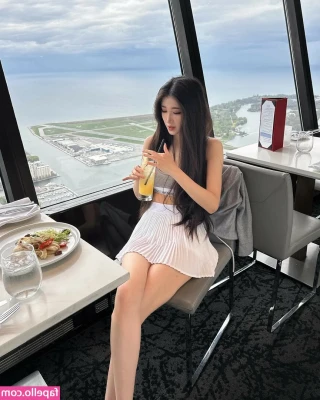 dear_xina [ dear-xina ] - Good morning.  How are u guys today❤️