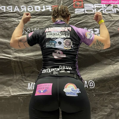 Shamir Peshewa [ shamir-peshewa ] - Spandex is my go to and also my favorite to take off ;)