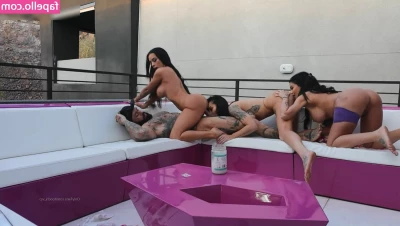 Toochi Kash [ toochi-kash-18 ] - New toy   Unlock the whole video to watch me play with it
