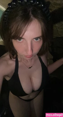MeganBitchell - Small boobs and a fat bush 🌿