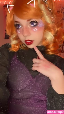 Stardustcos - And here are some sexier photos!