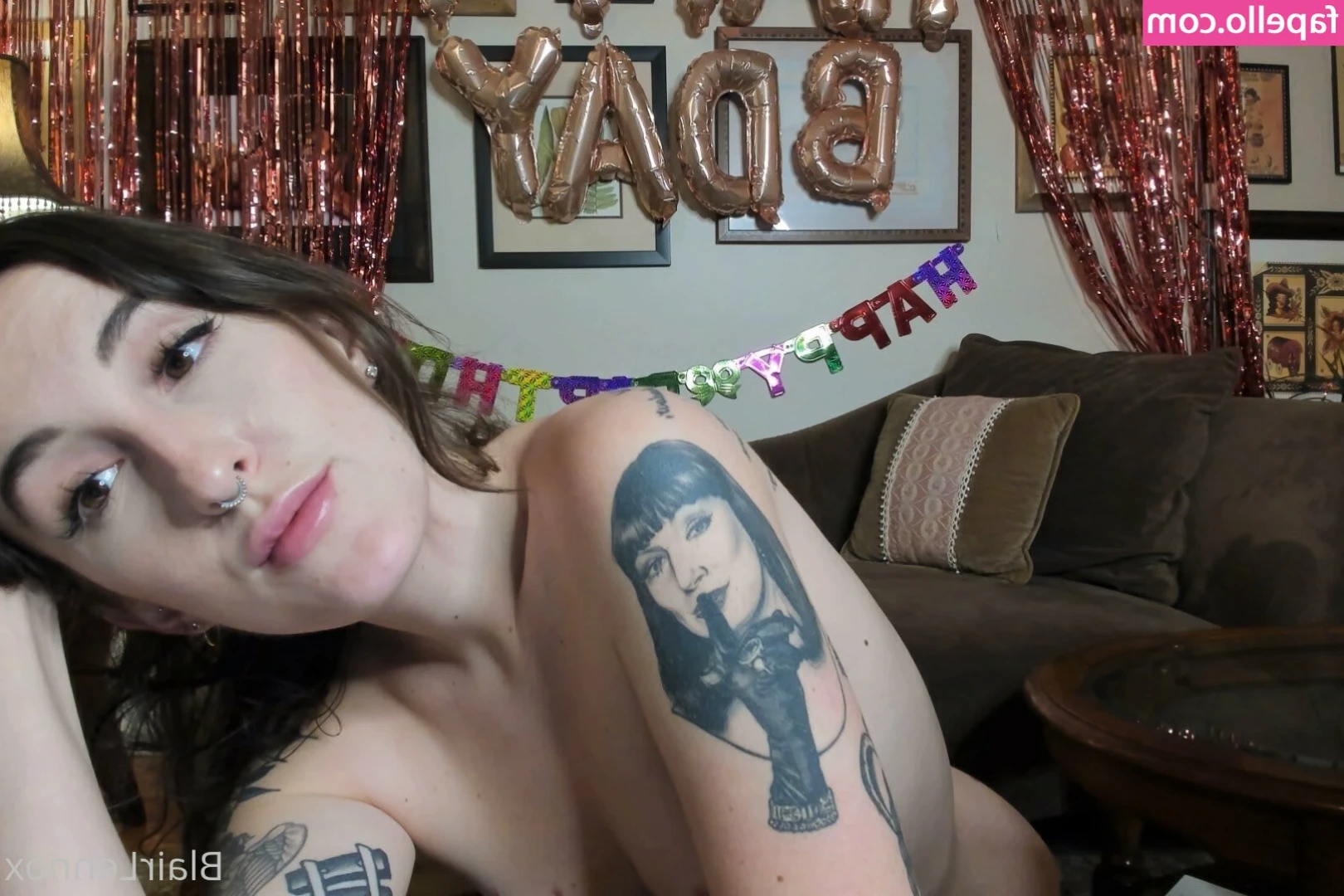 blairlennoxx - Oily Soles Rub Down w/ Pretty Pink Toes🦶🏼💦