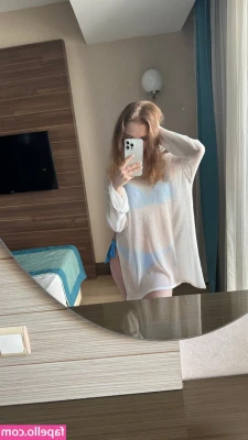 Llnaone - Hello, my dears! 🍷 My girlfriends are visiting me tonight with a