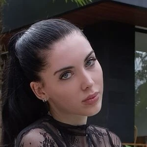 Clara Cuve