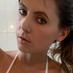 Vanessa Alvares
