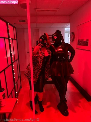 latextam - ตื่นแล้ว