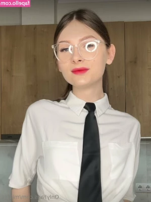 mia_ts [ mia-ts ] - You are where I wanna be 💋