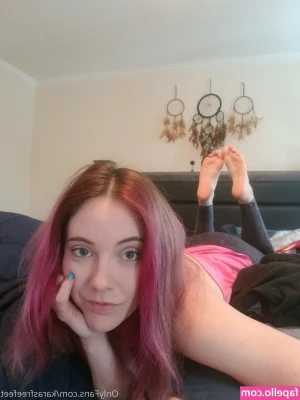 karasfreefeet - I need a spanking😈