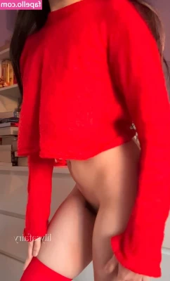 lilysafairy - naked uno for the win!