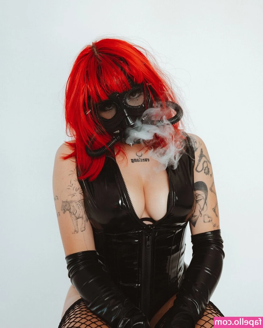 vana_nz [ vana-nz ] - Do you want a selfie of me right now Spend a minimum of $10 on my