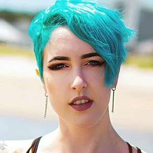 Ellie Enchantress