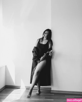 curvy_lady_me [ curvy-lady-me ] - just a really comfy no makeup tease for u 😈🥰 sweet dreams 💞