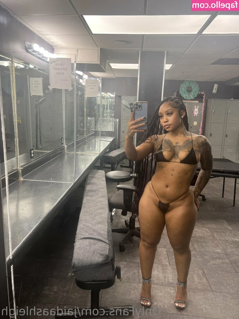 jaidaashleigh - I love humiliating you and leaving you denied……… your money is