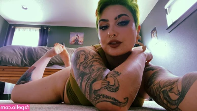 austenmariefree [ austenmariefree-1 ] - would you get hard if i sent you this while you're at work?😈