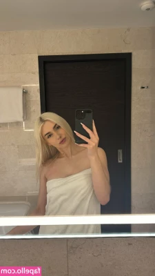 alexmooretv - Find me in the stall, boy. 😈‬