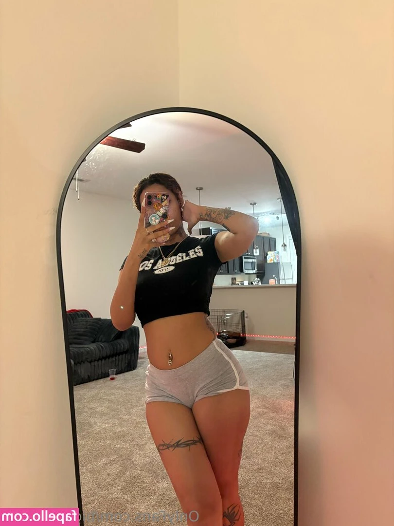 bigflexfargoo - let me dance these clothes off for you