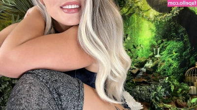 ellafoxxfree - Wanna see    Message me