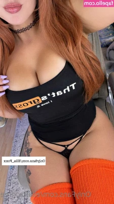 ellafoxxfree - What are you up to tonight  DM me         Que vas a hacer esta noche 