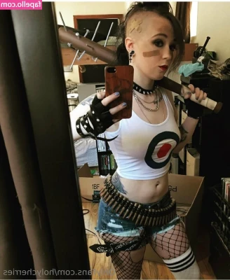 holycherries - Sending you kisses 😘