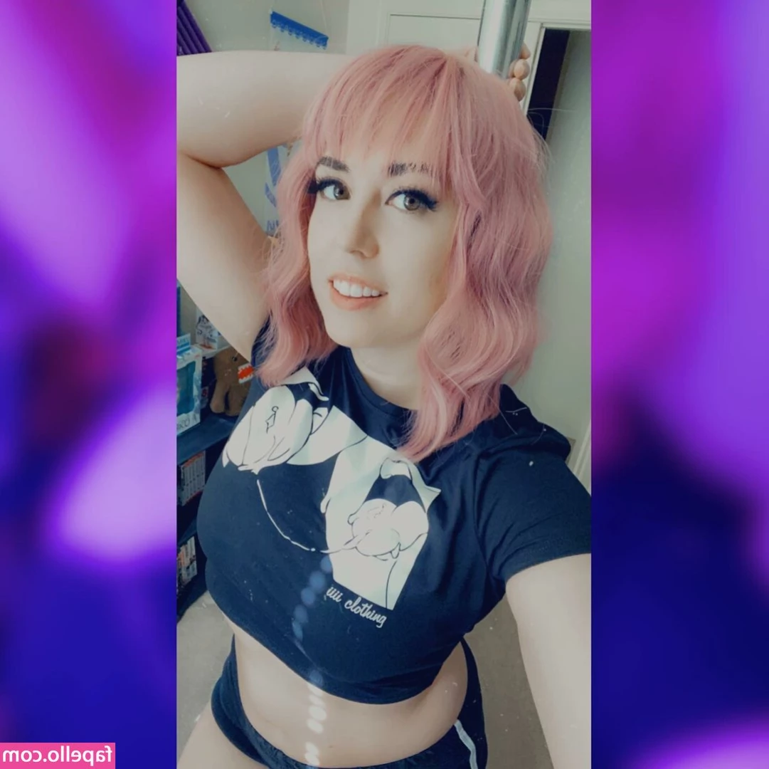 KillshotKitty - Suck on my tits