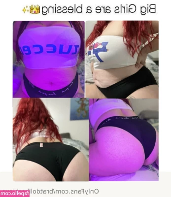 bratdollbarbiexo - Waist tiny but my butt giggles